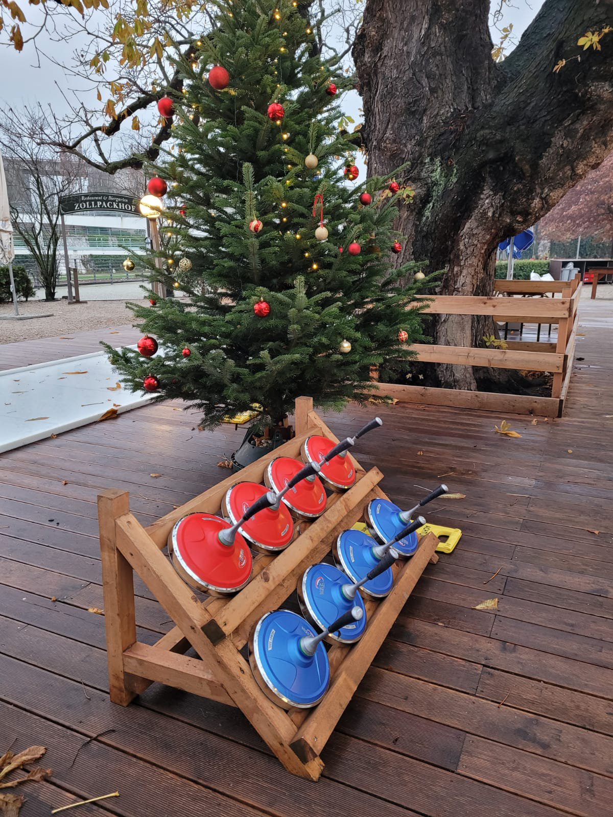 00_Eisstöcke_Weihnachtsbaum