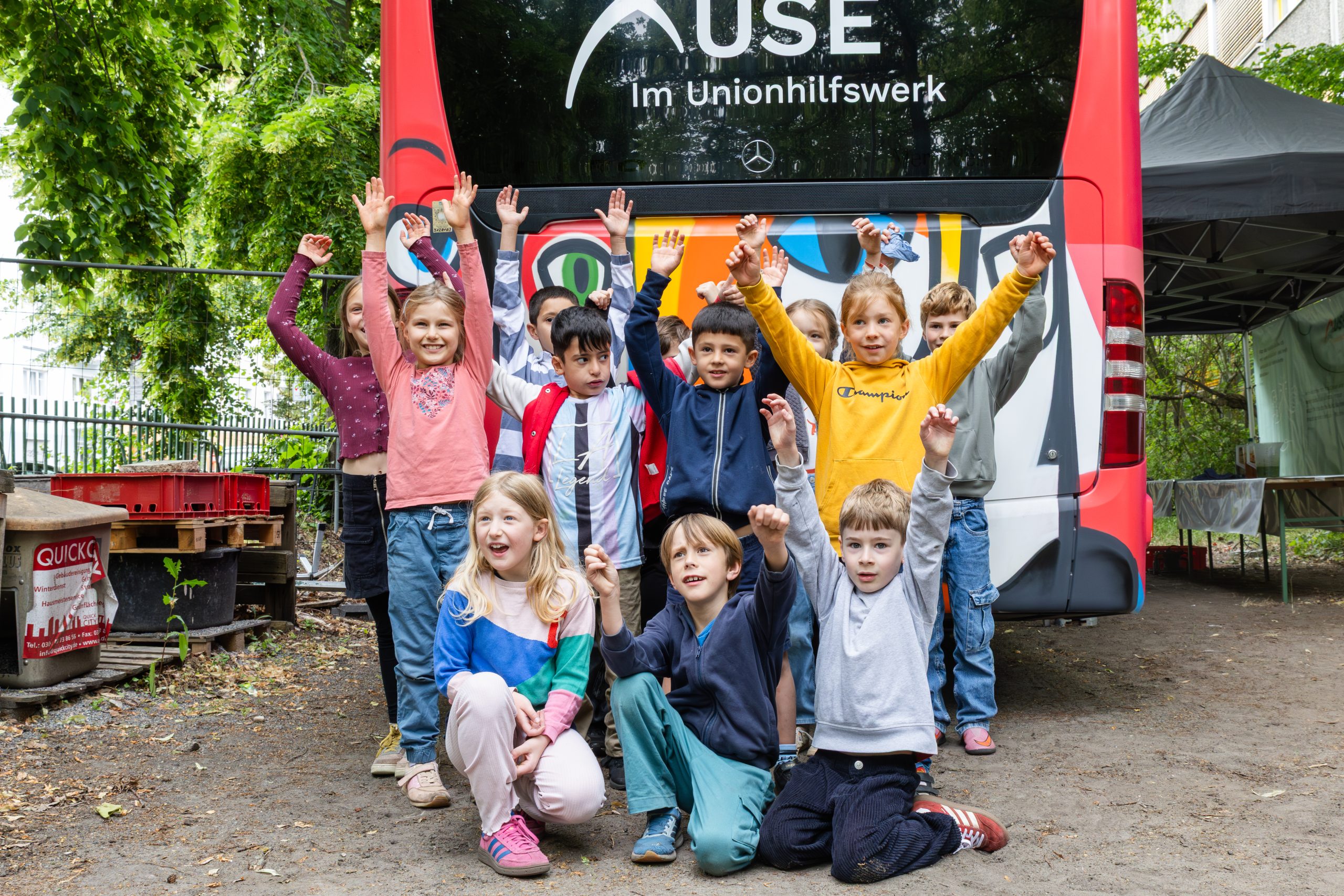 Charlotte-Salomon-Grundschule . Inklusionsbus